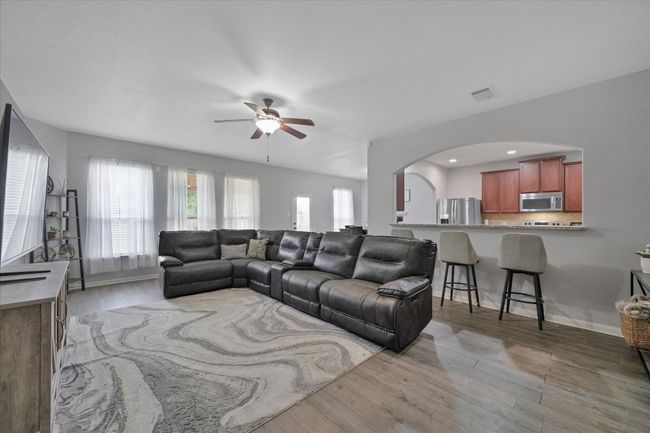 1664 Treeta Trl, House other with 4 bedrooms, 3 bathrooms and 2 parking in Kyle TX | Image 9
