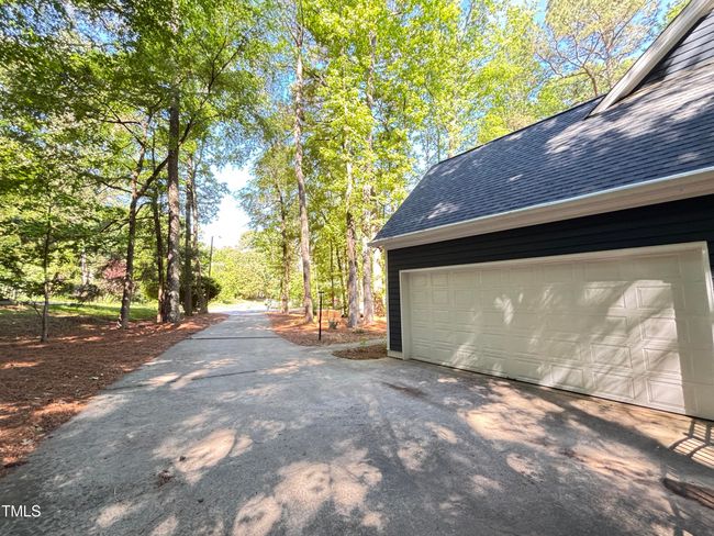 Side entry garage | Image 33