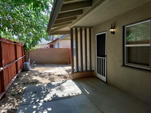 1145 W Jackman St, Lancaster, CA, 93534-2220 | Card Image