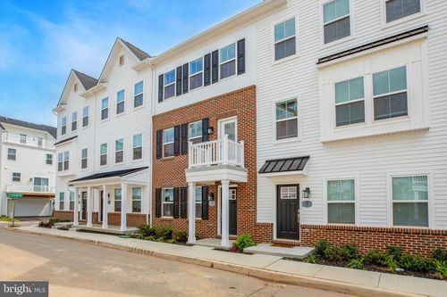 7 Atkins Dr, BRIDGEPORT, PA, 19405-1475 | Card Image