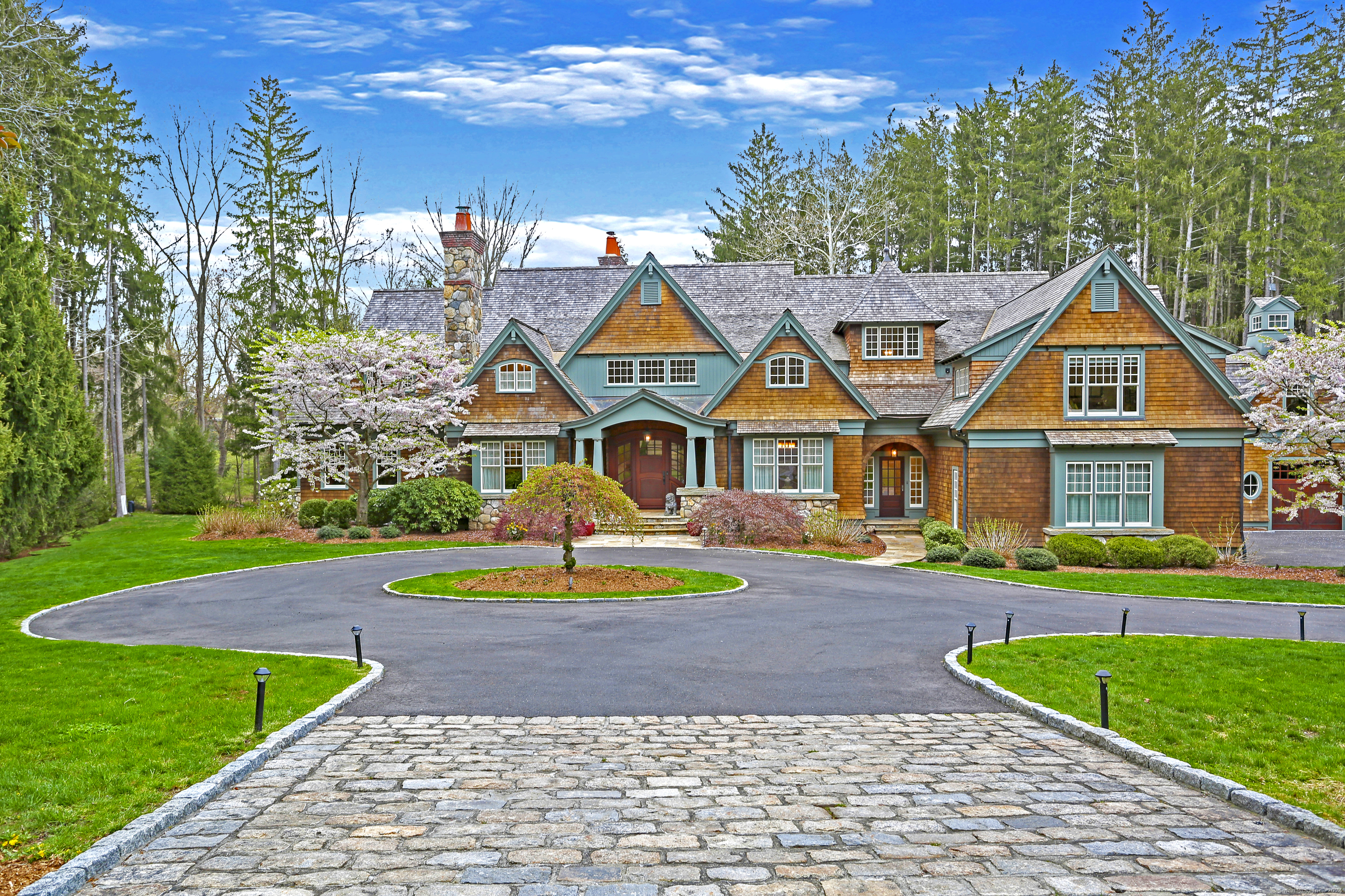 Pan Handle Ln, Westport, CT 06880