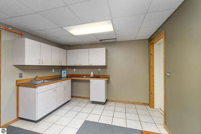 1380 Main St, Home with 0 bedrooms, 10 bathrooms and null parking in Edmore MI | Image 36