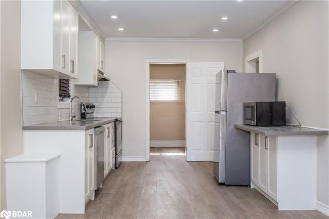 23 Elgin St, Home with 4 bedrooms, 3 bathrooms and 3 parking in Orillia ON | Image 41