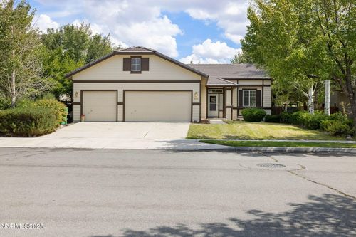 6952 Cinnamon Dr, Sparks, NV, 89436-8455 | Card Image