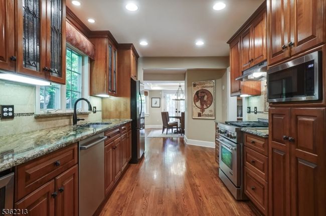 89 Maple St, House other with 5 bedrooms, 3 bathrooms and null parking in Millburn NJ | Image 12