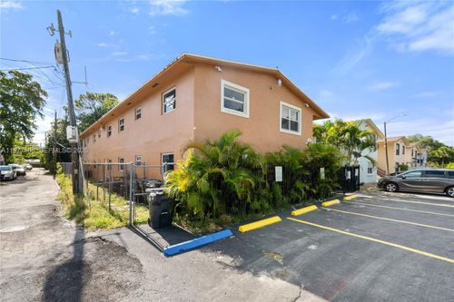4-608 Sw 16th Ave, Fort Lauderdale, FL, 33312-7677 | Card Image