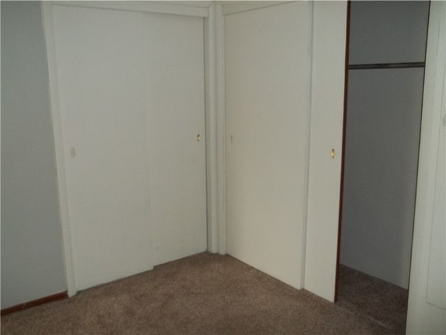 223 Ella St, House other with 3 bedrooms, 2 bathrooms and 4 parking in Bloomfield PA | Image 12
