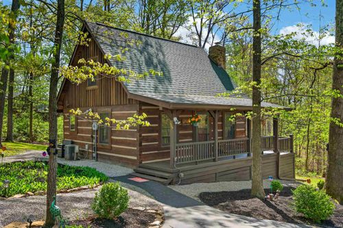 209 Sanctuary Ln, Nashville, IN, 47448-9343 | Card Image