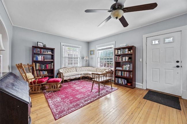 1812 Blake Blvd, House other with 3 bedrooms, 2 bathrooms and null parking in Cedar Rapids IA | Image 6