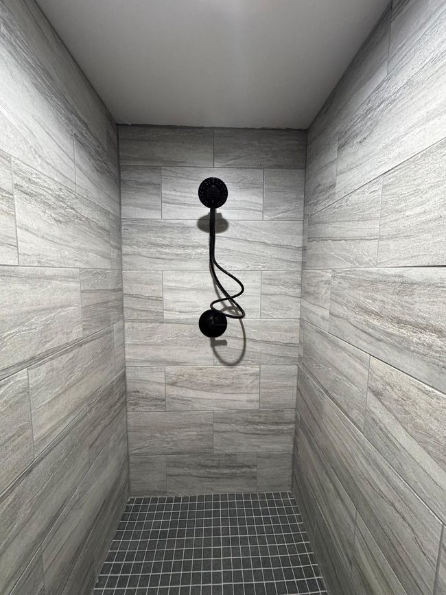 #26 Tiled Shower.JPEG | Image 26