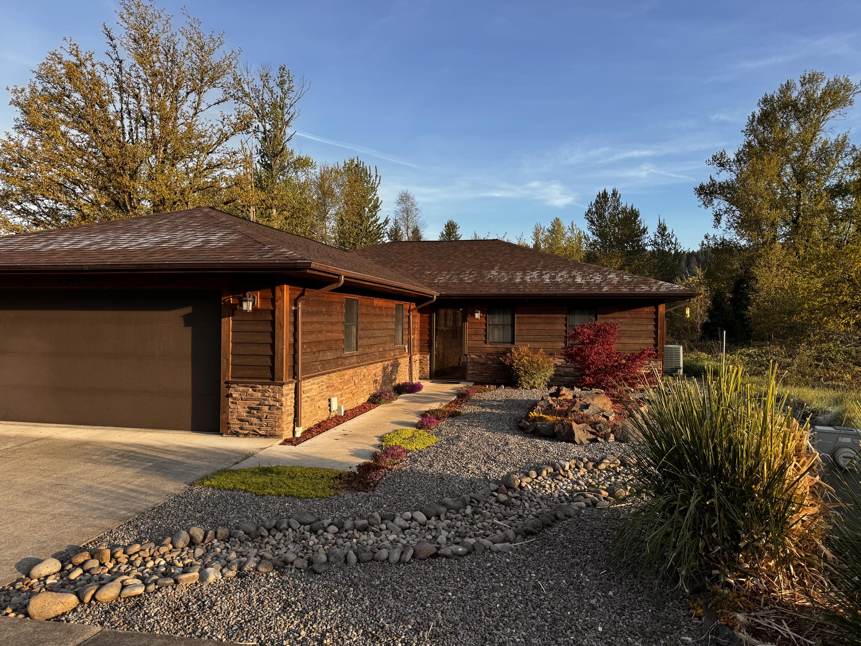 Roaring Rapids Way, Oakridge, OR 97463