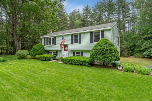 8 Rocky Hill Rd, Litchfield, NH, 03052-2330 | Card Image