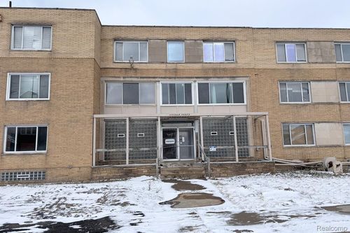 1640 Webb Street, Detroit, MI, 48206 | Card Image