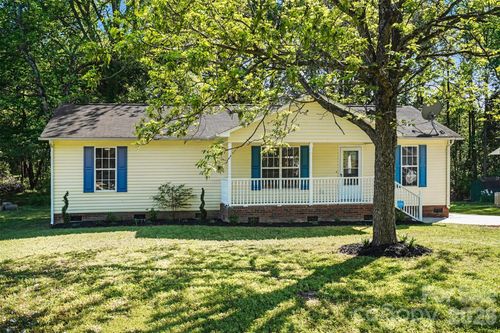 112 Ridgewood Dr, York, SC, 29745-9739 | Card Image