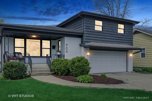 904 Florence Dr, Park Ridge, IL, 60068-2108 | Card Image