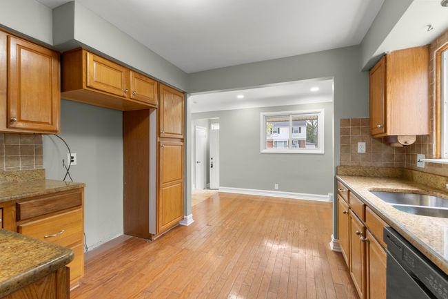 15167 Keppen Ave, House other with 4 bedrooms, 2 bathrooms and null parking in Allen Park MI | Image 13