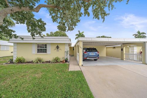 8-5865 Tidewood Avenue, SARASOTA, FL, 34231 | Card Image