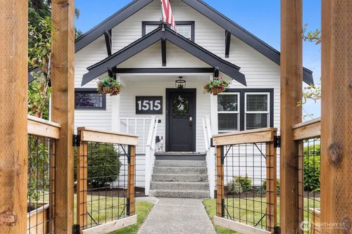 1515 4th St, Snohomish, WA, 98290-2613 | Card Image
