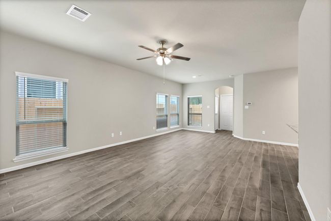 232 Emerald Thicket Ln, House other with 3 bedrooms, 2 bathrooms and null parking in Huffman TX | Image 5