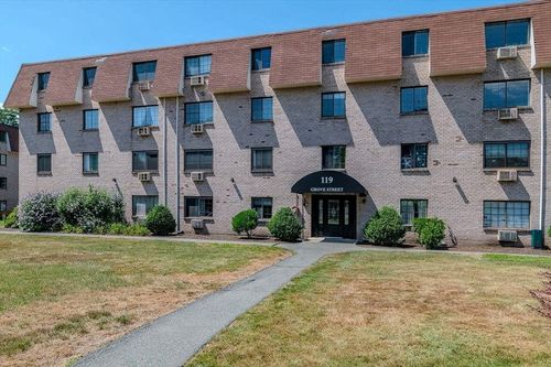 apt-234-119 Grove St, Rockland, MA, 02370-2353 | Card Image