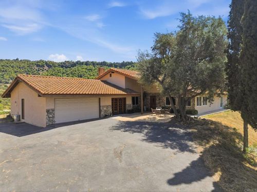 10222 Deseret Road, Valley Center, CA, 92082 | Card Image