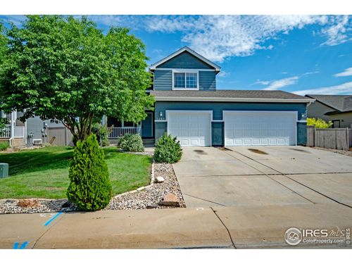 3268 White Buffalo Dr, Wellington, CO, 80549-1789 | Card Image
