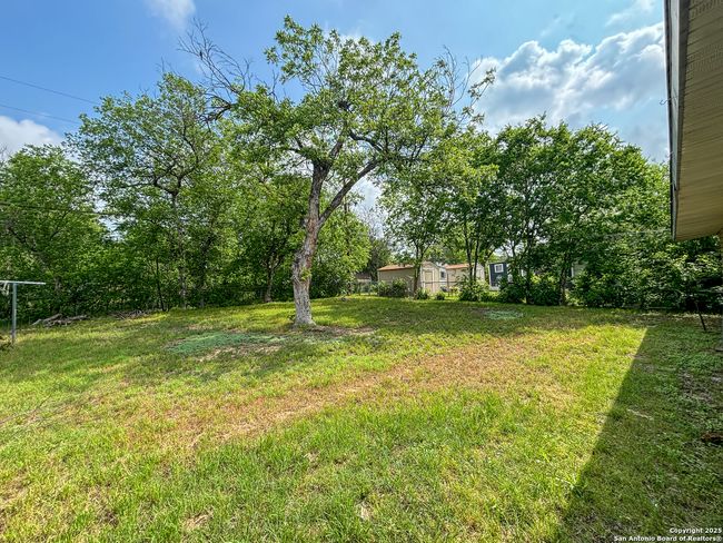319 Hialeah Ave, House other with 2 bedrooms, 1 bathrooms and null parking in San Antonio TX | Image 14