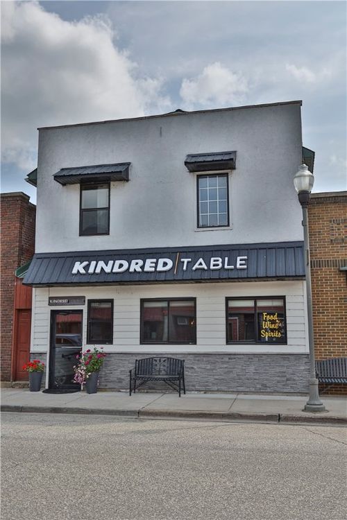 214 Mckay Ave, Spring Valley, WI, 54767-2003 | Card Image