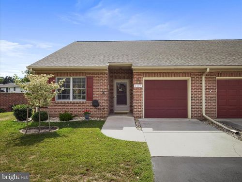 182-137 Sunbrook Ln, HAGERSTOWN, MD, 21742-4196 | Card Image