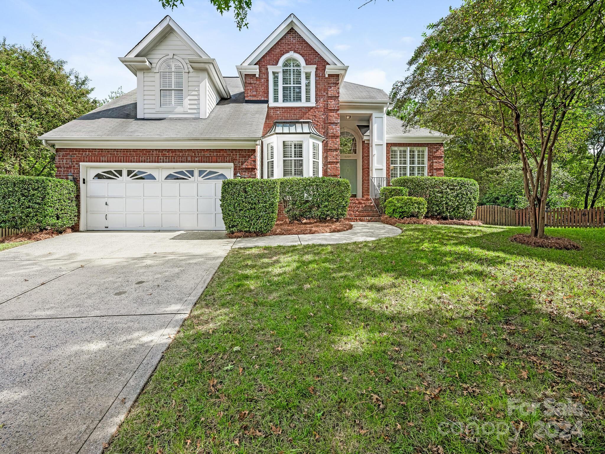 Limey Ct, Charlotte, NC 28270