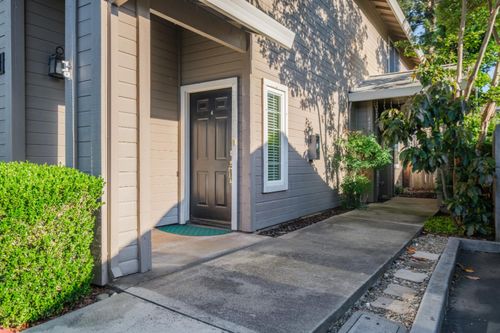 4749 Courtland Ln, Carmichael, CA, 95608-2969 | Card Image
