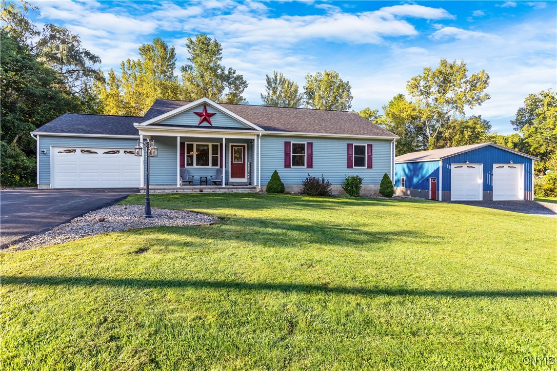 Warren St, Chittenango, NY 13037