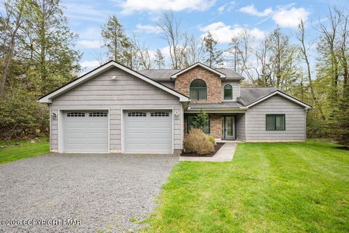 2236 Hillcrest Dr, Pocono Pines, PA, 18350 | Card Image