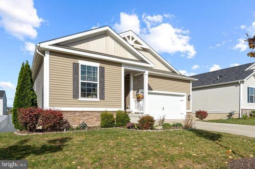 147 Westchester Dr, STEPHENS CITY, VA, 22655-5351 | Card Image
