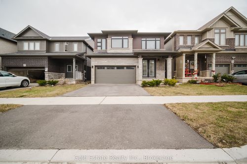 19 Mclaren Ave, Brantford, ON, N3T0T4 | Card Image