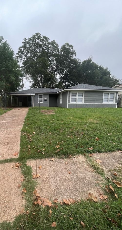 1534 James St, Bossier City, LA, 71111-3330 | Card Image