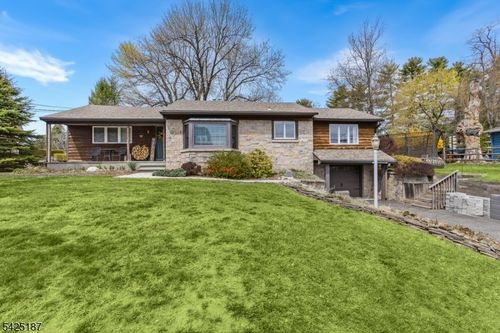 487 W Shore Trl, Sparta, NJ, 07871-1421 | Card Image