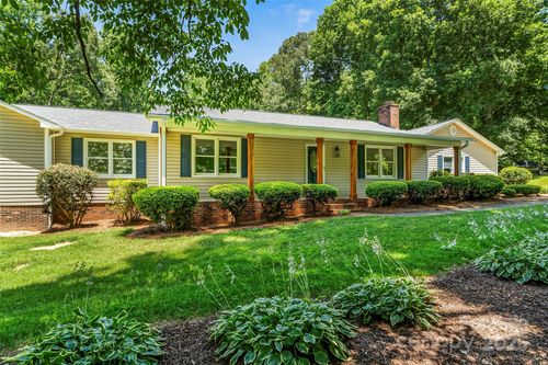 267 Winthrow Creek Rd, Mooresville, NC, 28115-7100 | Card Image