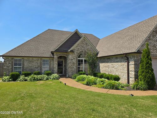32 Wexford Cv, Humboldt, TN, 38343-8649 | Card Image