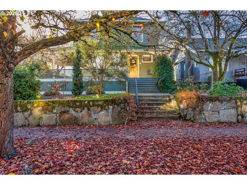 510 Ne Dekum St, Portland, OR, 97211-2926 | Card Image