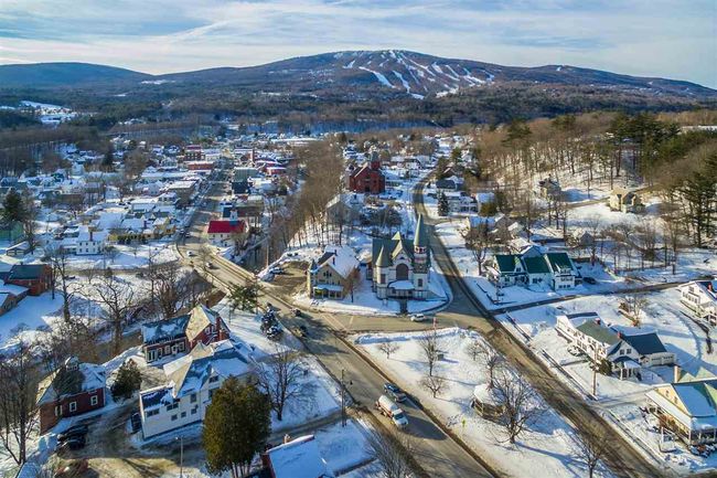A5 - 6 Ledgewood Rd, Condo with 3 bedrooms, 2 bathrooms and null parking in Ludlow VT | Image 44