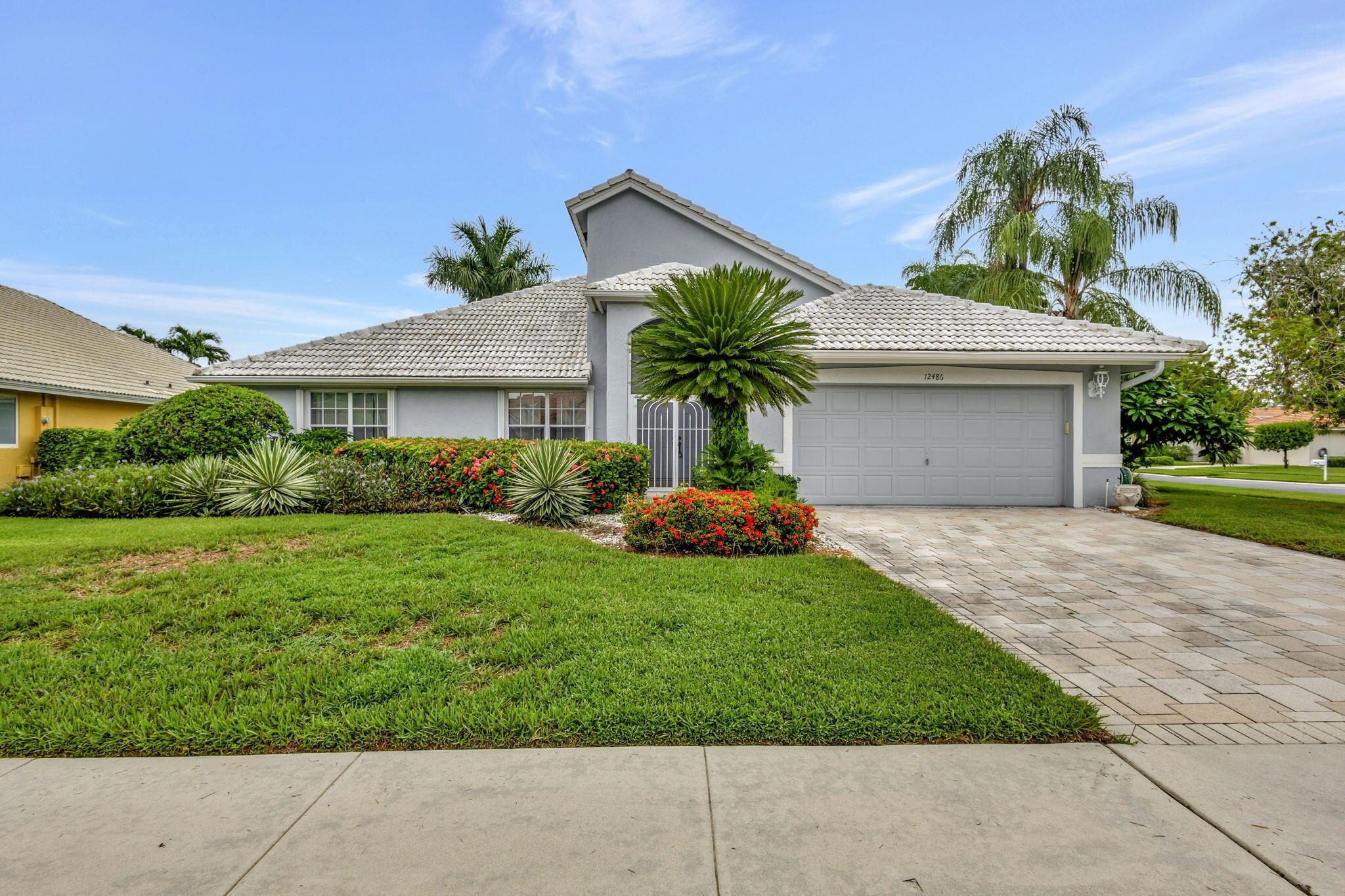 Dogleg Dr, Boynton Beach, FL 33437