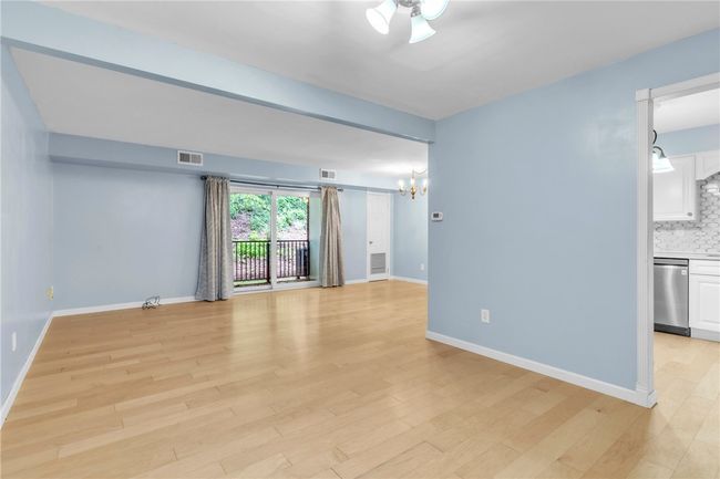 APT-12 - 555 Sloop Rd, Condo with 2 bedrooms, 2 bathrooms and 1 parking in Pittsburgh PA | Image 7
