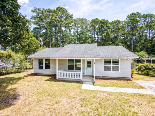 9 Burlington Cir, Beaufort, SC, 29906-8537 | Card Image