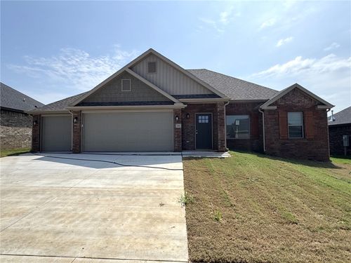 213 S Eagle Mountain St, Prairie Grove, AR, 72753-5013 | Card Image