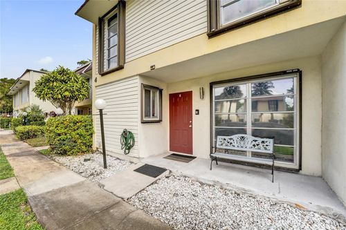 4e-3301 Raleigh St, Hollywood, FL, 33021-3135 | Card Image