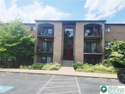 2-4509 N Hedgerow Dr, ALLENTOWN, PA, 18103-6159 | Card Image