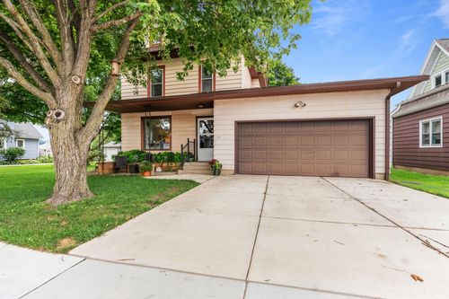 1120 Cedar St, PLAIN, WI, 53577-9683 | Card Image