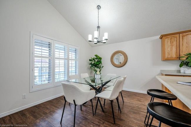 185 Wesley Cres, House other with 2 bedrooms, 2 bathrooms and 2 parking in Waterloo ON | Image 8