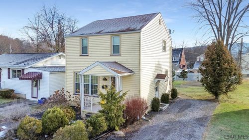 513 E 26th Ave, Altoona, PA, 16601-4038 | Card Image